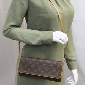 ❌❌SOLD❌❌ 100% Authentic Louis Vuitton Pochette Twin GM